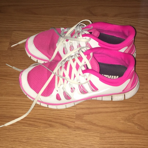 Nike Free Runs Nike ID Shoes - Picture 2 of 7